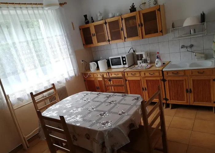 Prázdninový dům Lesniczowka Wieckowo-noclegi